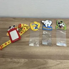 【レア】ディズニーランド　チケットホルダー　ミッキー　ドナルド　ミニー　レトロ