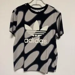 adidasマリメッココラボTシャツ美品です！ストレッチ性あり