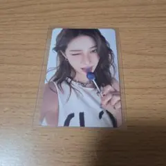 ルセラフィム カズハ compact トレカ