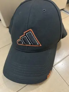 adidas キャップ　ワンサイズ