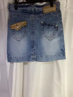 [スカート]ライトブルー／デニム+トップス／黒