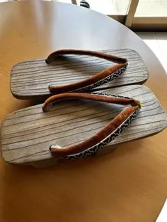 【レトロ・粋】木製 駒下駄 二枚歯 鼻緒（幾何学模様×ベロア調）