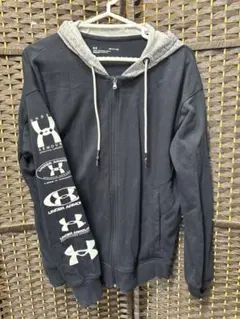 Under Armour ジップアップパーカー サイズSM