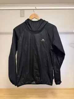 MOUNTAIN EQUIPMENT ブラック ナイロンジャケット