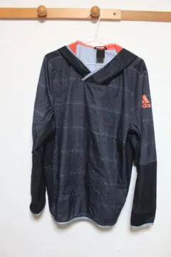 adidas フード付きアウター Mサイズ 黒/オレンジ