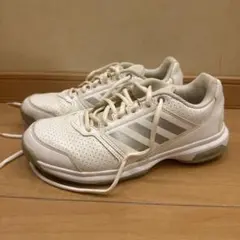 アディダステニスシューズ　２３.５のサムネイル