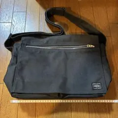PORTER ショルダーバッグ 黒 キャンバス 斜め掛け ポーター 吉田カバンのサムネイル