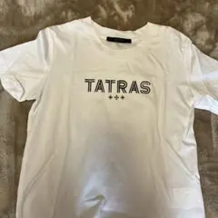 チロスケ様専用TATRAS ホワイト ロゴ Tシャツのサムネイル