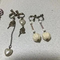 アイボリー ハート型 花モチーフ イヤリング