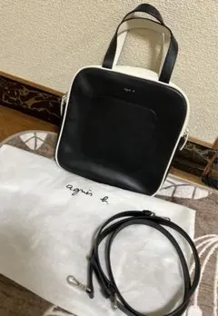 agins b. スクエアバッグ 黒/白