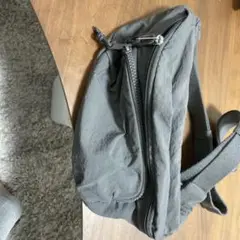 ショルダーバッグ グレー