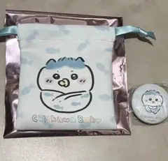 ちいかわ ベビー　ミニ巾着と缶バッチ　ハチワレセット