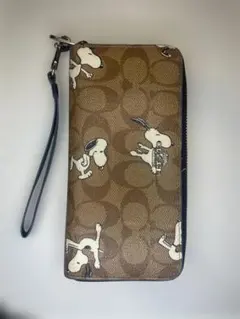COACH CE705 スヌーピー シグネチャー 長財布 ラウンドジップ - メルカリ