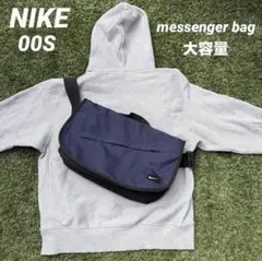 NIKE 00s メッセンジャーバッグ 大容量
