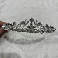 シルバークリスタルティアラ
