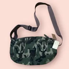 初売り⭐️新品⭐️カモフラージュ(迷彩)フリース ショルダーバッグ