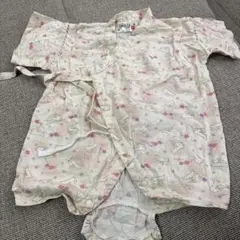 うさぎと花プリントの薄いピンク甚平