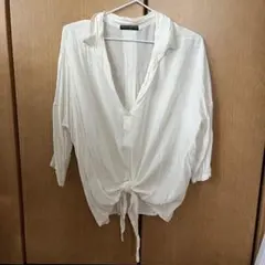 BRANDY MELVILLE 前結びシャツのサムネイル