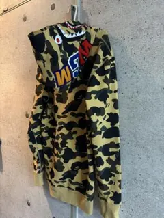 A BATHING APE エイプ　シャークパーカーのサムネイル