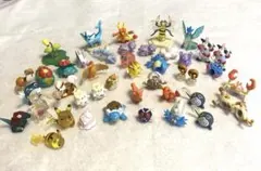多彩なポケモンフィギュア44体セット