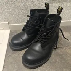 【美品！】Dr. Martens ブラック 6ホール ハイカットブーツ