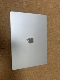 MacBook Air M4 15インチ　512GB