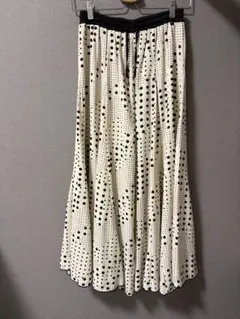 ドット柄プリーツスカート サイズ38