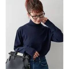 スピックアンドスパン　18Gタートルネックプルオーバー　ネイビー
