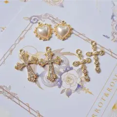 クロスやハートのチャーム(ハンドメイド)2個1セット