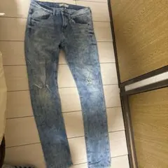 今だけセール！ZARA MAN スキニーパンツ EUR4.ライトブルー