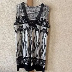 ノースリーブチュニック 花柄 レース Vネック 白黒 ゆったり　重ね着