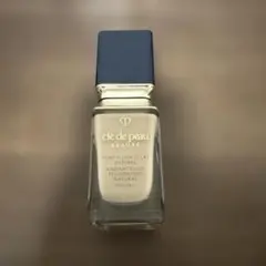 クレドポーボーテ　タンフリュイドエクラ ナチュレル　オークル10