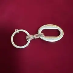 COACH オーバル型キーホルダー