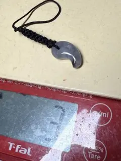 勾玉 ビーズ・アクセサリー
