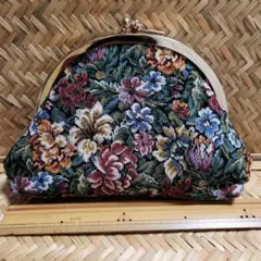 Item thumbnail for item e10efa72-babc-4440-b548-cd3caa3bad37