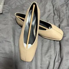パンプスのサムネイル