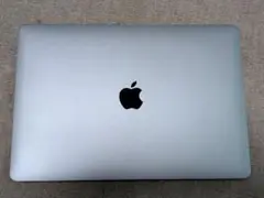 Apple MacBook Air M1 512GB　A2337