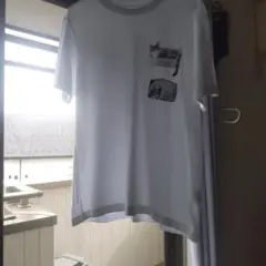 メンズ　UNIQLO猫プリントTシャツ M