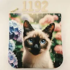 1192.シャム猫 パネル生地 ふかふかポーチ