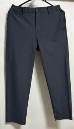 ユニクロ　ウルトラストレッチパンツ　メンズM ダークグレー