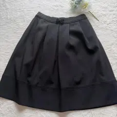 TO BE CHIC フレアスカート ブラック リボンのサムネイル