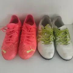 サッカーPumaスパイクアディダストレシュー共に23.5cm