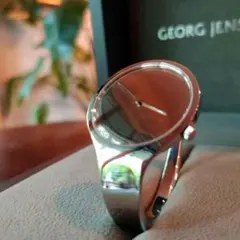 現行モデル＊極美品＊ジョージジェンセン ヴィヴィアンナ 226　トールンのサムネイル
