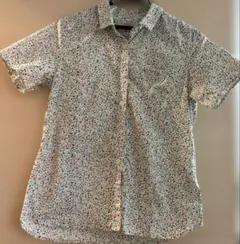 shuca GLOBAL WORK 小花柄 半袖シャツ Mサイズのサムネイル