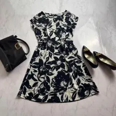 花柄 フレアワンピース M〜L 半袖 春夏 きれいめ