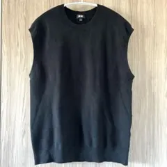 UNIQLOネイビーベスト