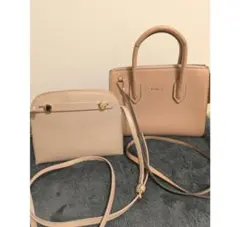 ア*キ様 FURLA♪ショルダーバッグ2つ