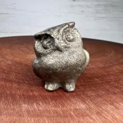 天然石　フクロウ　パイライト