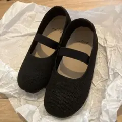 19センチ　黒ニット　シューズ　女の子