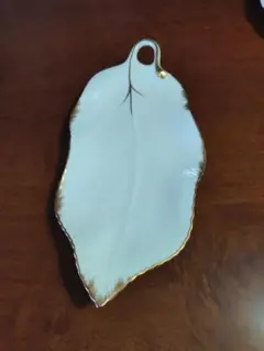 NARUMI Giftgallery ボーンチャイナ 葉型皿